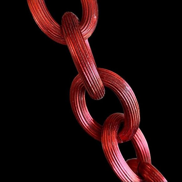 Thick red textured large metal wide link chunky necklace - Picture 4 of 4